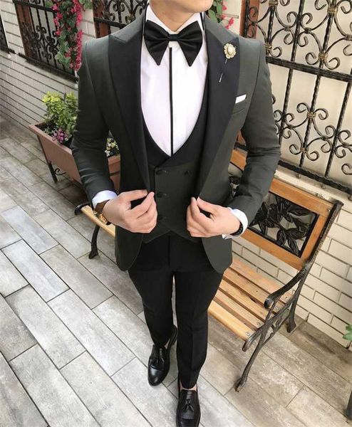 

new arrival groomsmen peak lapel groom tuxedos one button men suits wedding/prom man blazer ( jacket+pants+vest+bow tie ) m1370, Black;gray