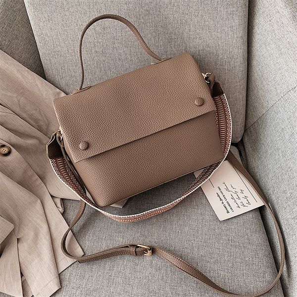 

девушка большая сумка 2020 новая мода старинные одно плечо слэш сумка широкополосный