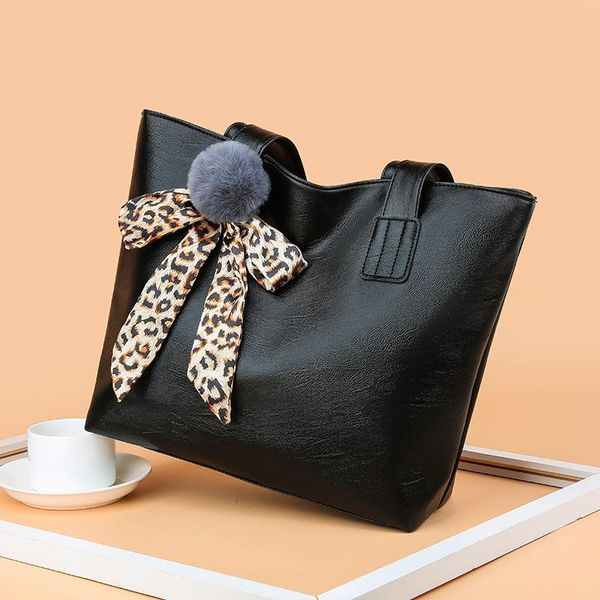 

дизайнер-красный черный сумка женская лента мех мяч большой емкости tote сумки для женщин bolsa feminina роскошные кошельки и сумки