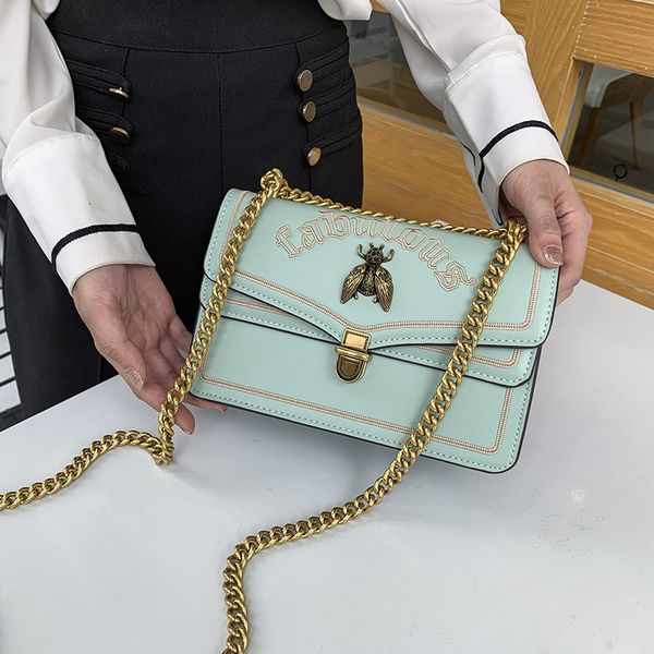 

women's bag new fashion embroidery lock small square bag wild one shoulder messenger chain small bee