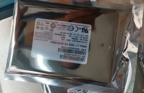 

оригинальный 960gb ssd enterprise sm863a sata 6g 2.5inch mz-7km960n