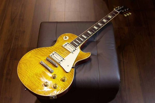 

custom shop 12 historic collection 1958 reissue flame maple lemon yellow electric guitar