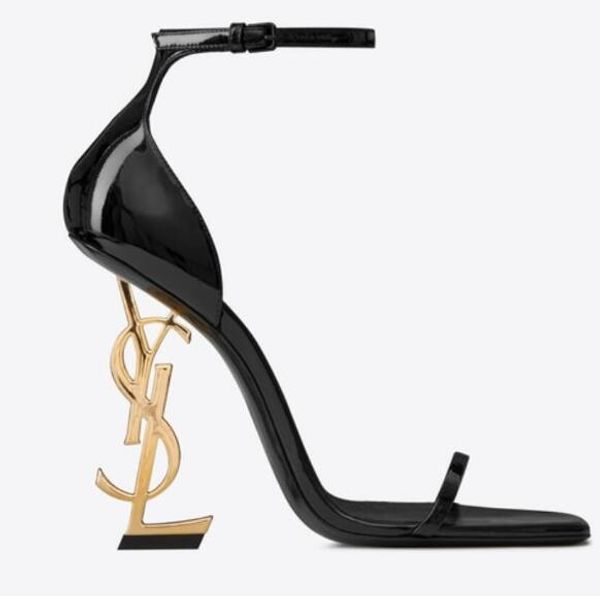 

2018 brand new hoe woman ummer buckle trap rivet andal y l high heeled hoe pointed toe fa hion heel ingle high heel10cm 8cm