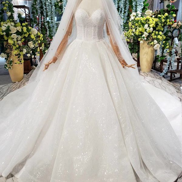 

Ѭоконй ливан вадебного плае иллзии о ее л  длиннм Ѭђкавом без пинки, White