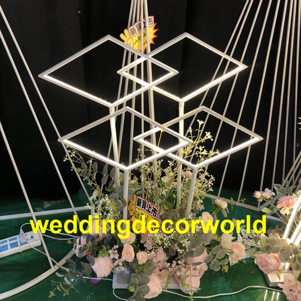 neuer Stil Kronleuchter weiß mentaler Mittelpunkt Blumenständer Gehwegständer für Hochzeitsdekorationen Party-Event-Dekorationen decor099