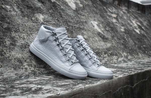 

подлинный box] brand black calfkin арена тапки обувь для мужчин, женщин из натуральной кожи полуботинки повседневные kayne запад тренеры ма