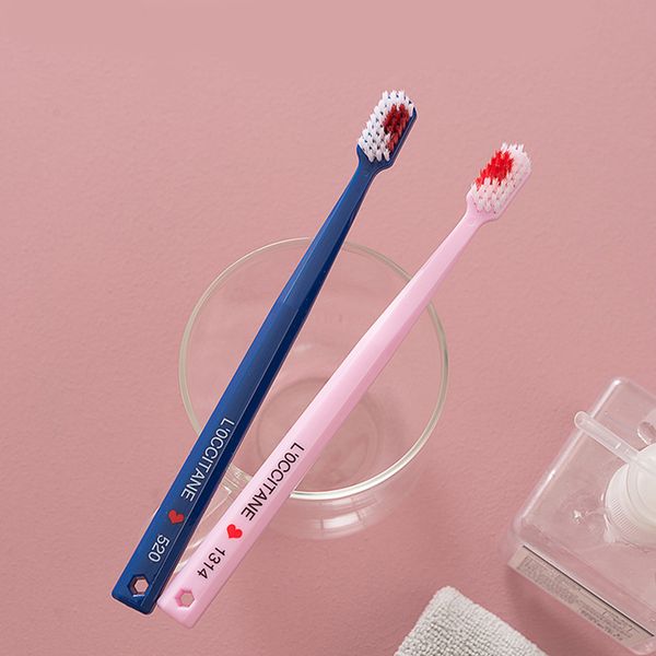 

high-end silk soft fur couple toothbrush black and white powder blue love toothbrush oral cleaning tools manufacturers wholesale y3203
