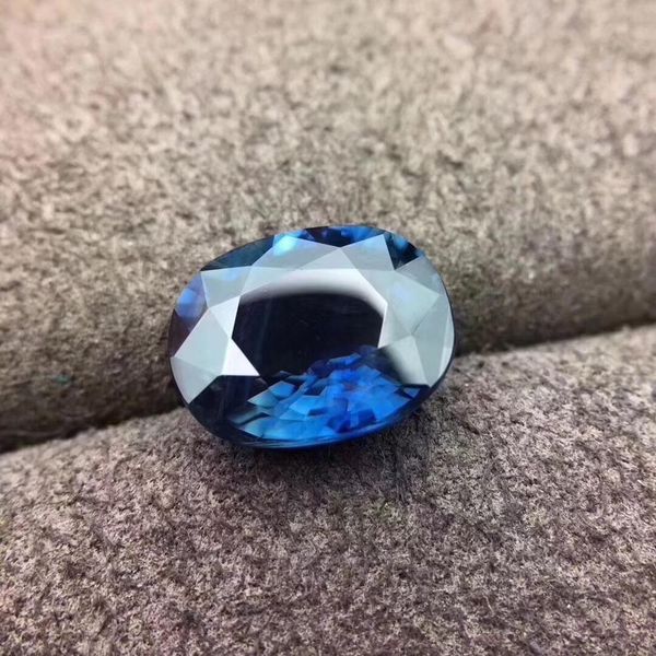 

blue sapphire gemstone 100% natural unheat vivid blue sapphire loose gemstones 6.95ct loose stones for jewelry making, Black