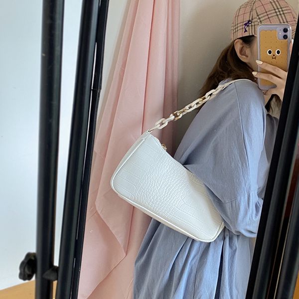 

2020 new women's shoulder bag korean version of solid color ladies clutch bag fashion chain ladies shoulder