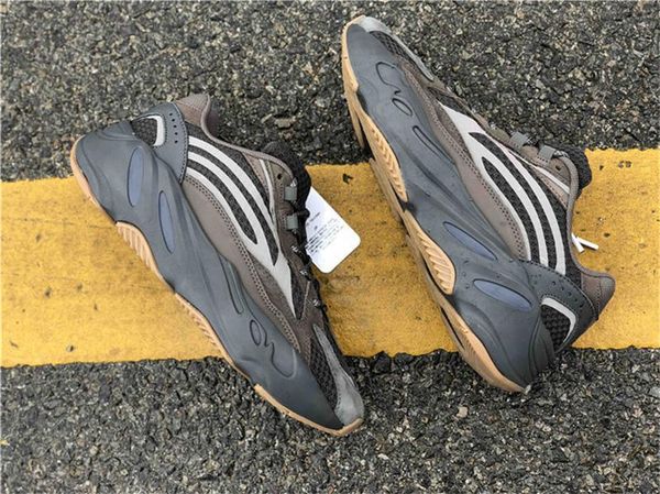 

wholesale 2020 new 700 v2 geode kanye west outdoor shoes ,limited runner wave mauve static inertia eg6860 grey athletic sneakers with box