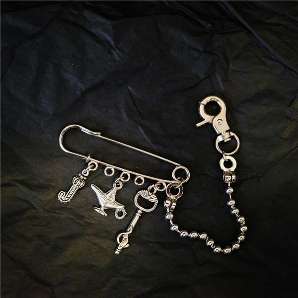 

fashion retro accessories chain pin key brooch street trend brooch sale, Gray