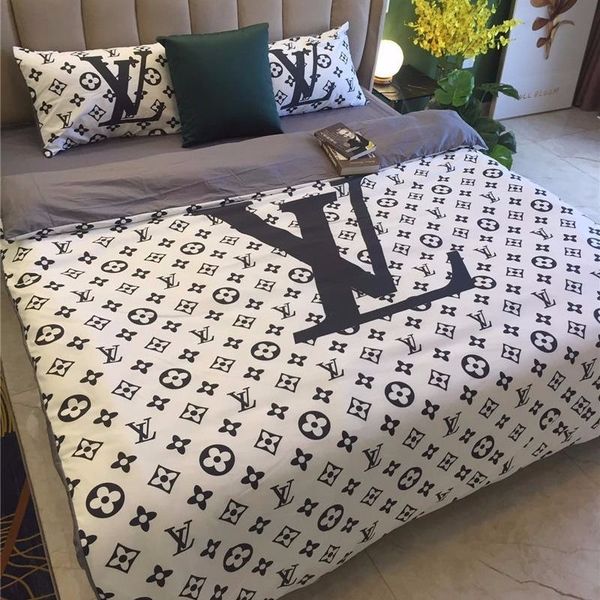 

chic colorful quilted cotton xxl chanel,xxl lv 4pcs bedding sets comfortable home textiles duvet cover pillowcase bedding sheet
