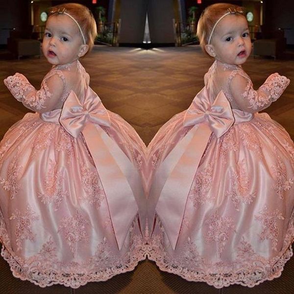 Blush Pink Lace Little Flower Girl Abiti per maniche lunghe da sposa con grande fiocco 2019 Bambini Glitz Pageant Comunione Abito da festa di compleanno