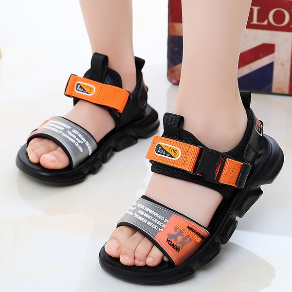 Sandálias infantis para meninos crianças solo solar meninos sandálias 2020 verão nova marca infantil sapatos de praia gladiador
