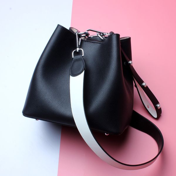 

new designer genuine leather women handbags bucket shoulder bags female fashion larger capacity crossbody fashion messenger bags