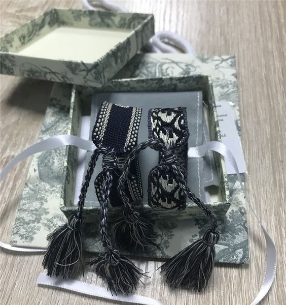 

fashion woven bracelet with box ethnic style amulet embroidery bracelet fabric friendship cotton bracelet with box packaging, Golden;silver