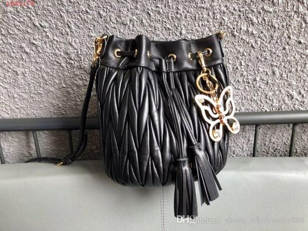 

Cla ic women one houlder bag large capacity genuine leather bag daily u e ize 18 20 12 cm in
