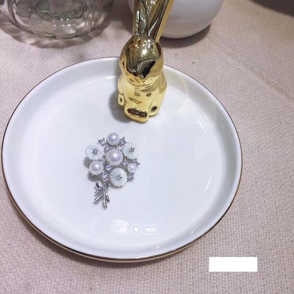 

мода ювелирные изделия эксклюзивный дизайн красивый shell плам брошь штыри для женщин винтажные броши природного камня, Gray