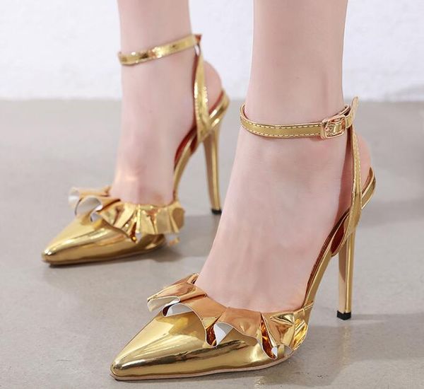 

2020 горячий продавать новые европейские и американские весенние и летние туфли на высоком каблуке одно слово пряжки полые из женщин сандали, Black