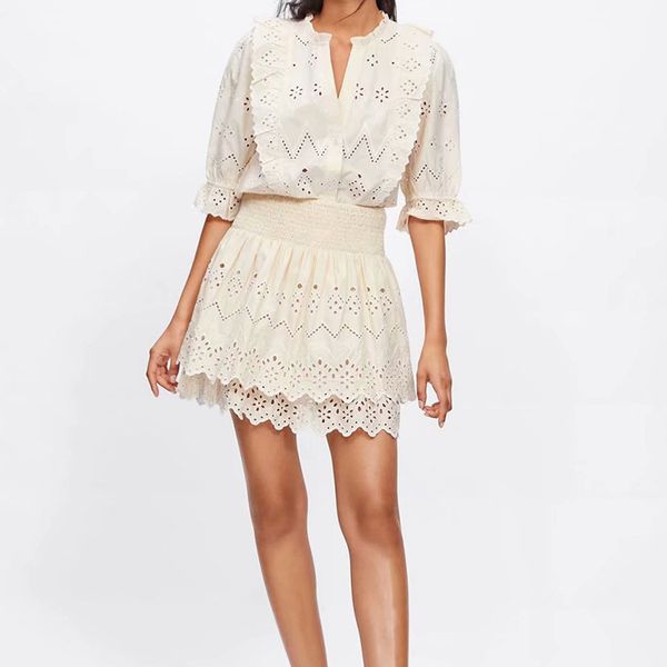 

deat 2020 england style beige half sleeve embroidery hollow out o neck blouse short skirt two piece set women mf034, White