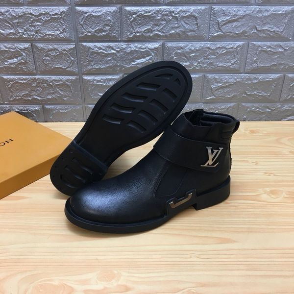 

new style high-end luxury men's casual shoes fashion design brand platform high-men's boots wild style size: 38-44, Black