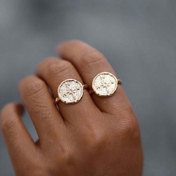 Boho Gold Color Martelado Viagem Wanderlust Compass Ring Vintage Melhores Amigos Anéis para Mulheres Graduação Presente Amizade Jóias