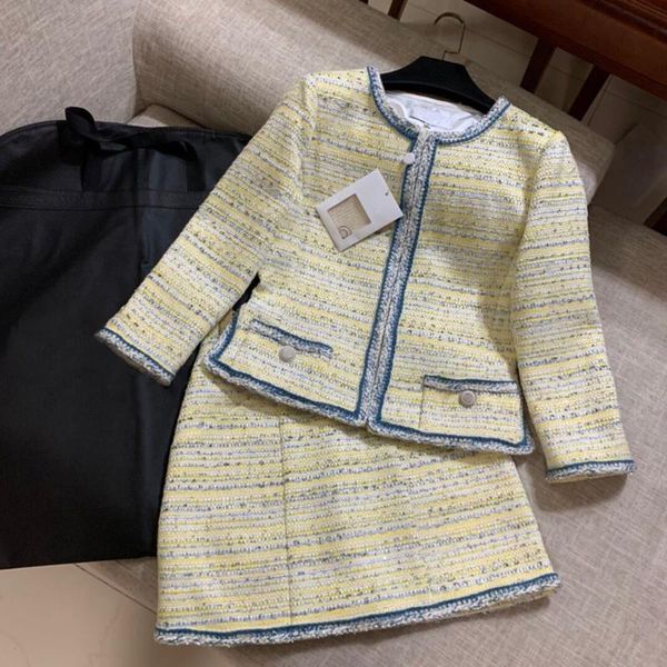 

elegant lady 2 piece suit women 2020 new 100% wool tweed yellow stripes o-neck sweet short jacket and skirt suit sets silk liner, White