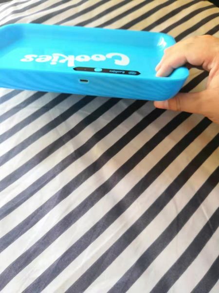 

светятся в темноте водить лоток с usb для зарядки