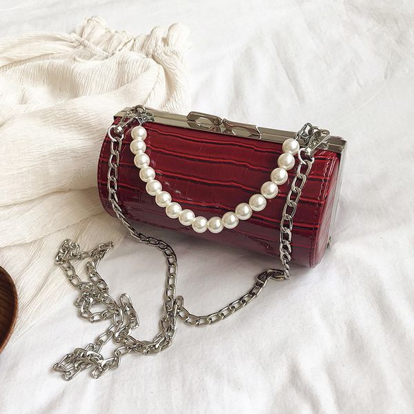 

wholesal 2020 woman hand bag messenger bags seasonal small bag stone grain pearl handbag, one shoulder messenger chain