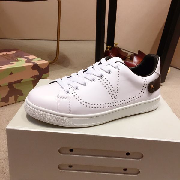 

famous designer shoes for men real leather designer sneakers gift of white women luxury casual shoes with vlogo backnet, Black