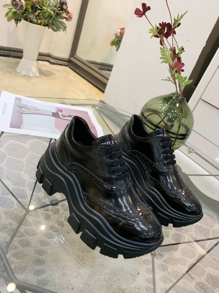 

new fashion luxury ladies casual sneakers increase 5cm shoes breathable ladies wild leather shoes dhl 2