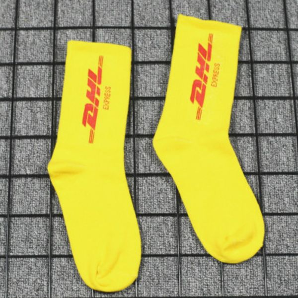 

mens and women sock street socks popular logo medium tube socks college of the style dhl skateboard sports medium hose 2020 high end, Black