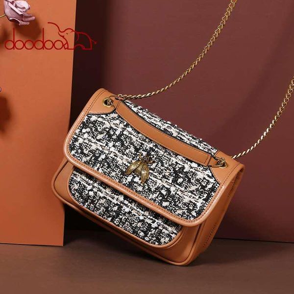 

retro chain bag ladies fashion retro wild one-shoulder diagonal bag ladies casual chain designer models bee small square bag wholesale 9670