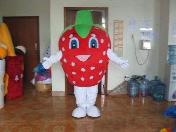 

2019 classical premium lovely deluxe strawberry mascot costume, fruit mascot costume ing, Red;yellow
