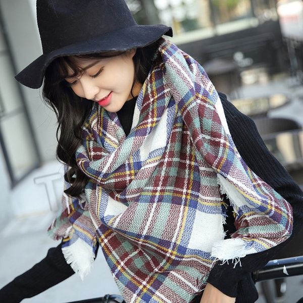 14 Stil Winter neue Frauen Plaid Schals quadratischer Schal Dreieck Karo Schal verdickt super großes Halstuch T2C5162