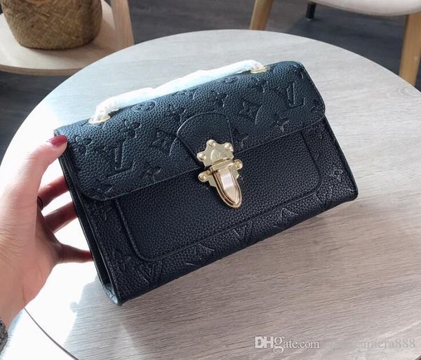 

matte embossed fabric net red explosion boite chapeau souple shopping bag lanlinga01