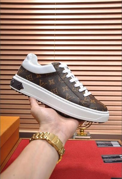 

new high-end brand men shoes black and brown genuine leather lattice fashion men casual shoes flats