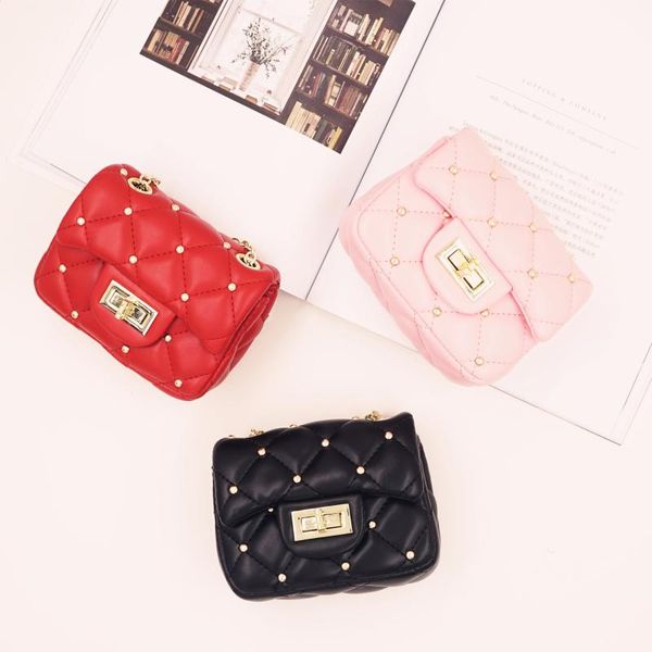 

baby girl mini bag 2020 новая мода милая девушка сумка искусственная кожа заклепки сумки принцесса посланник корея цепи быстрая доставка
