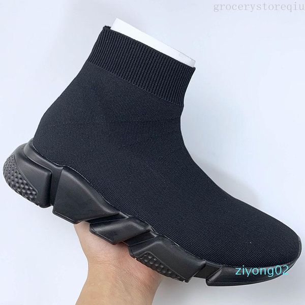 

2019 new designer casual shoes runner fashion shoes sock triple black red flat trainer men women casual shoes sport luxury shoe flat 02z
