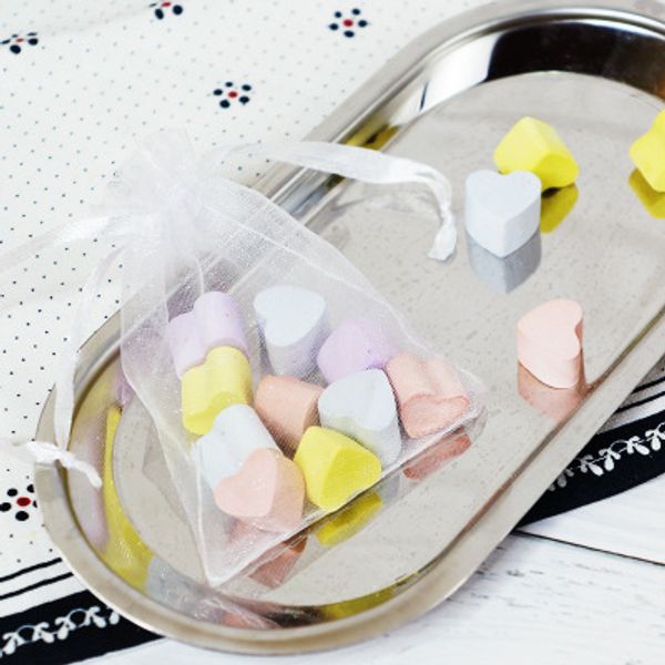 

new wardrobe scented wardrobe scented bag moisture proof love girl heart clean air