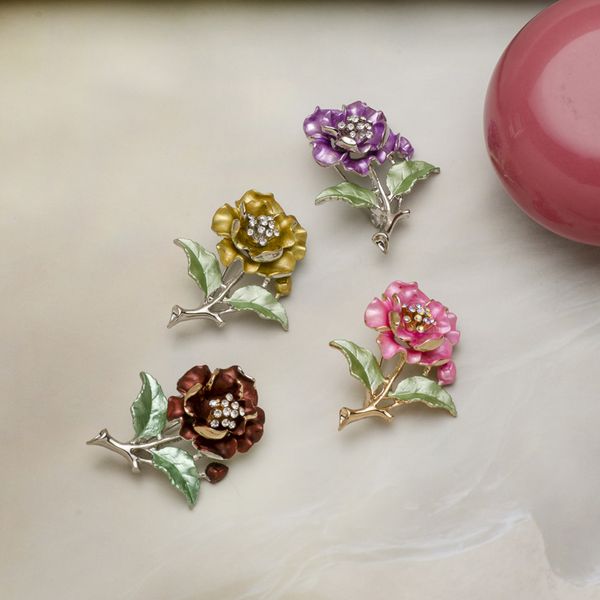 

cute ladies broches wedding dress plant jewelry crystal rhinestone flower brooch for women broshce metal leaf broches mujer pins, Gray