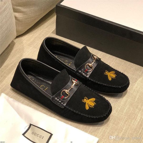 

17ss men casual leather shoes luxury gentleman british style oxfords driving shoes men loafers dress shoes for men slip on male moccasins, Black