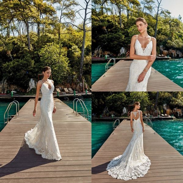 

2019 великолепные русалка бусы свадебные платья полные кружева аппликации свадебные платья спагетти v шеи страна boho пляж свадебное платье, White