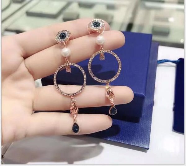 

19 year new finger earrings women's stone inlaid earrings european and american earrings, Golden;silver