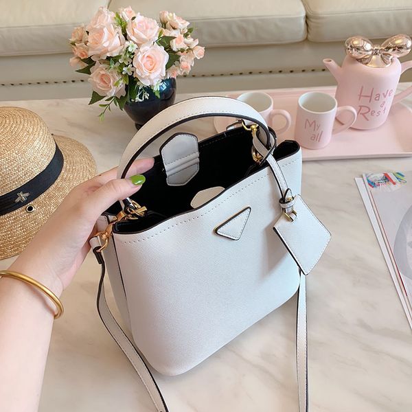 

new Classic Brand Shoulder Bags Bucket Bag Women Designer Handbags Messenger Bags Flower Printing Crossbody Bag