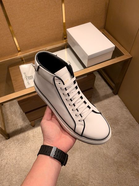 

2020 new ki men's daily casual sports shoes high-quality men's sports shoes luxury design men's casual shoes