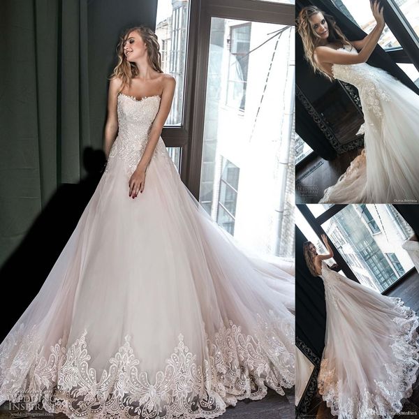 

2019 sweetheart a line wedding dresses beads backless lace appliqued beach bridal gowns court train plus size vestido de novia, White