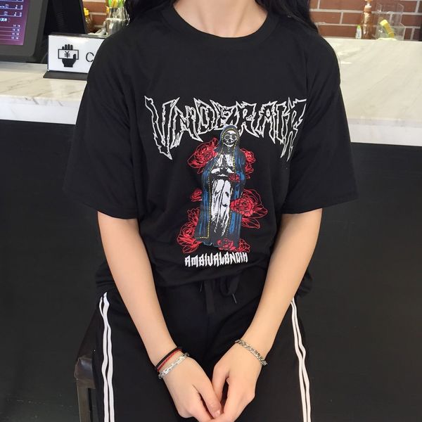 

женщины дизайнер tshirts женщин дизайнер одежды женщина одежды мультфильм стиль printed rose сыпучие black big female футболка drop доставка, White