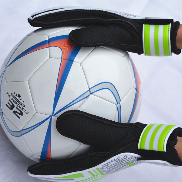 

Professional Children Goalkeeper Gloves Soccer Kids Goal Keeper Gloves Guantes Football With Finger Protection Portero Futbol