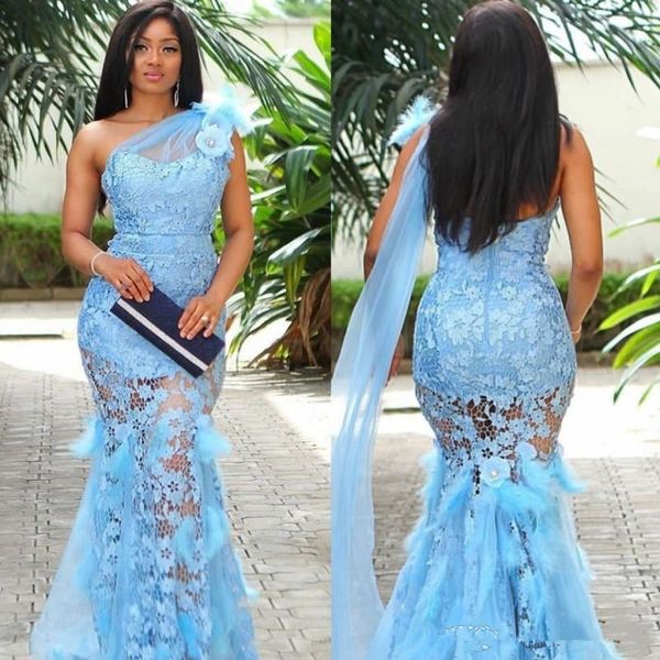 

Light Sky Blue Mermaid Lace Prom Dresses One Shoulder Beaded Evening Gowns Floor Length Feather Sleeveless Formal Party Dress Z110